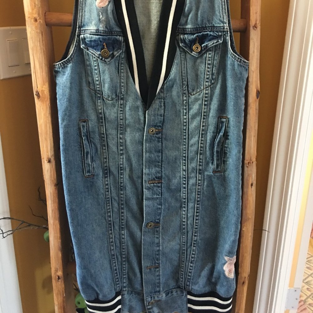 FIRM PRICE!  Stylish Billy T Denim Dress/Vest